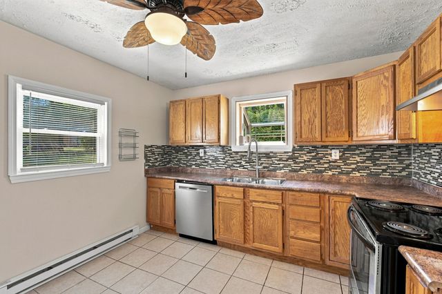 909 42nd Ave, N, Nashville, TN 37209