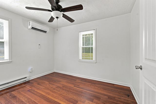 909 42nd Ave, N, Nashville, TN 37209