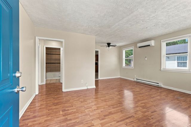 909 42nd Ave, N, Nashville, TN 37209