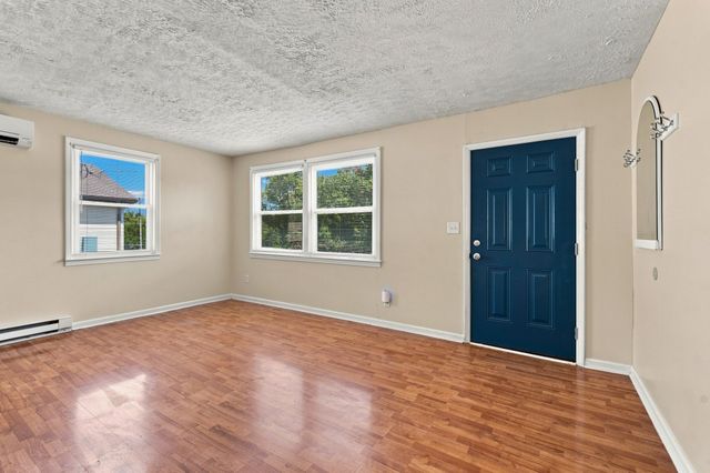 909 42nd Ave, N, Nashville, TN 37209