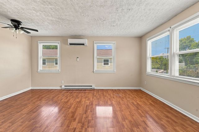 909 42nd Ave, N, Nashville, TN 37209