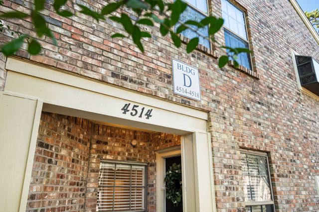 4514 Forestgate Circle, Arlington, TX 76017