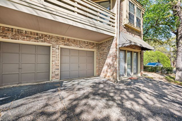 4514 Forestgate Circle, Arlington, TX 76017