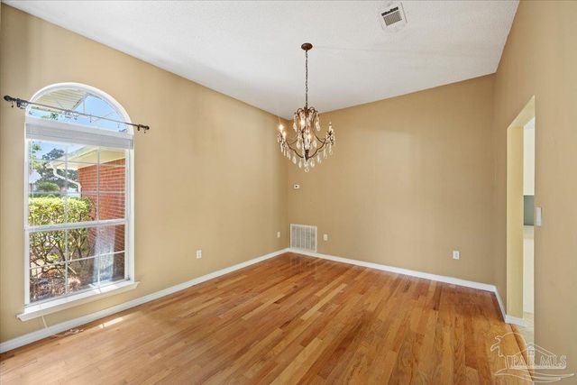 1441 Connemara Cir, Gulf Breeze, FL 32563