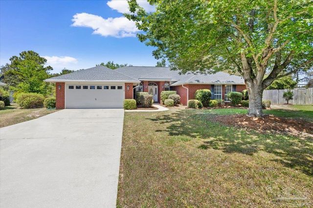 1441 Connemara Cir, Gulf Breeze, FL 32563