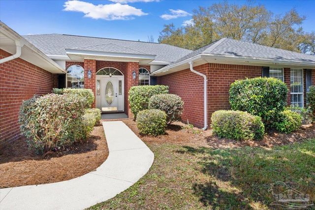 1441 Connemara Cir, Gulf Breeze, FL 32563