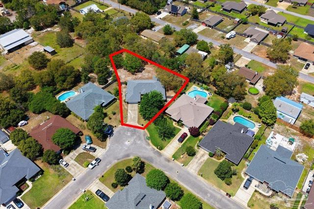 1441 Connemara Cir, Gulf Breeze, FL 32563