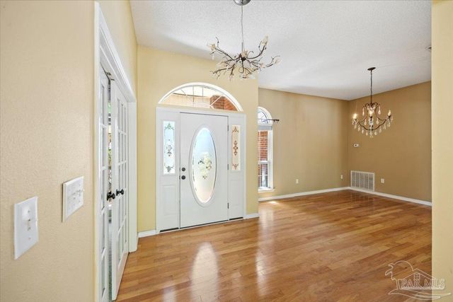 1441 Connemara Cir, Gulf Breeze, FL 32563