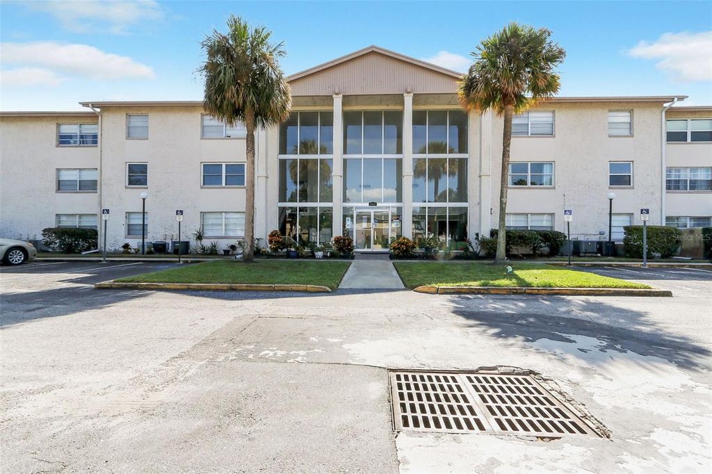 1902 HONOUR ROAD 11, Orlando, FL 32839