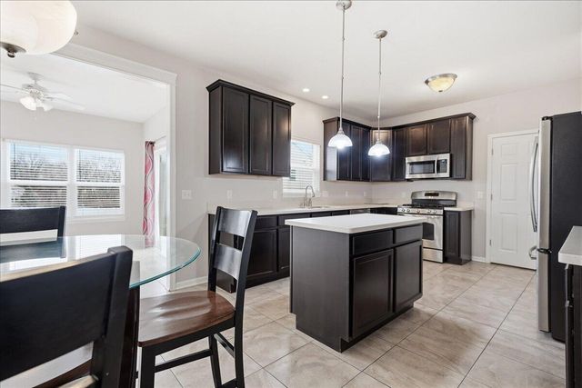 2708 Westwind Drive, Valparaiso, IN 46385