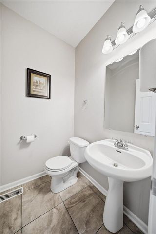 2708 Westwind Drive, Valparaiso, IN 46385