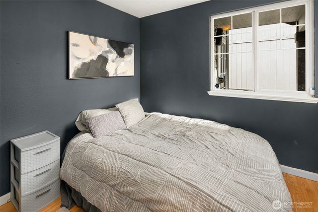 8215 1st Street SE, Lake Stevens, WA 98258