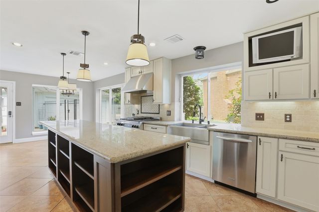 4410 Wickford Circle, Sugar Land, TX 77479