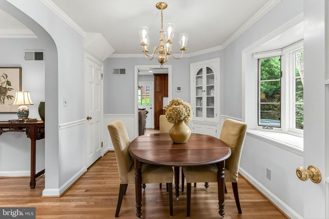 809 ENDERBY DR, Alexandria, VA 22302