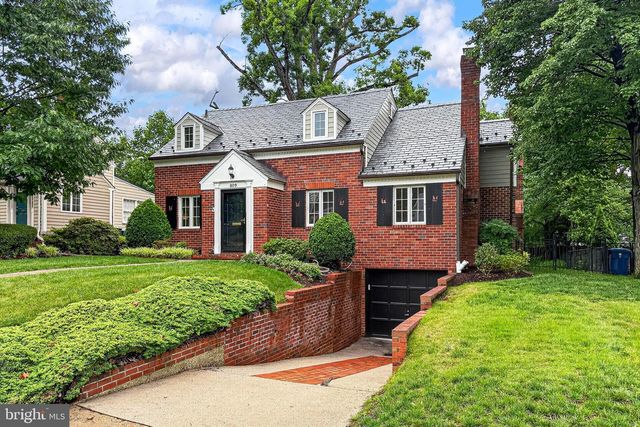 809 ENDERBY DR, Alexandria, VA 22302