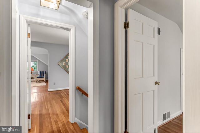 809 ENDERBY DR, Alexandria, VA 22302