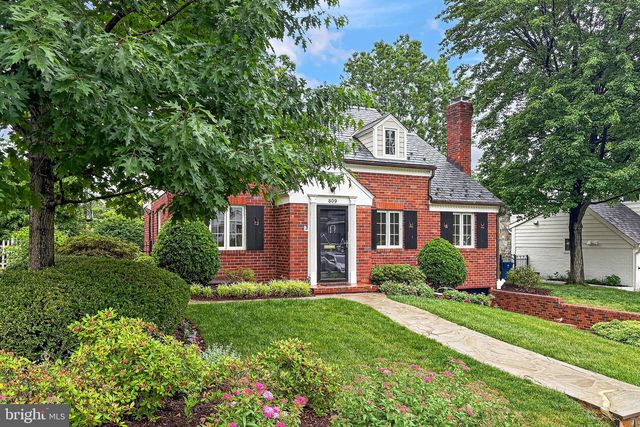 809 ENDERBY DR, Alexandria, VA 22302