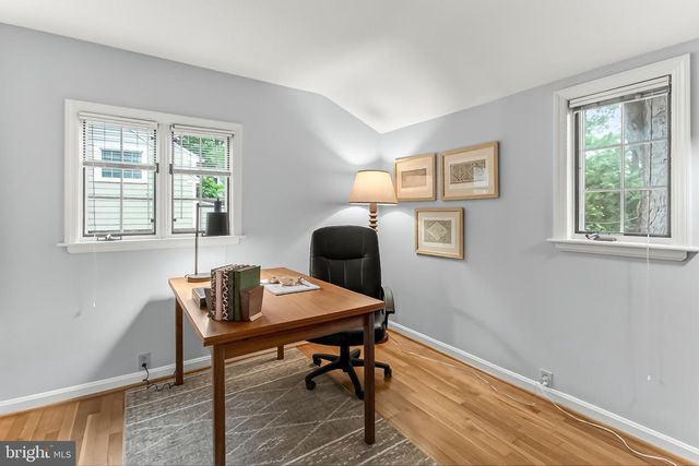 809 ENDERBY DR, Alexandria, VA 22302