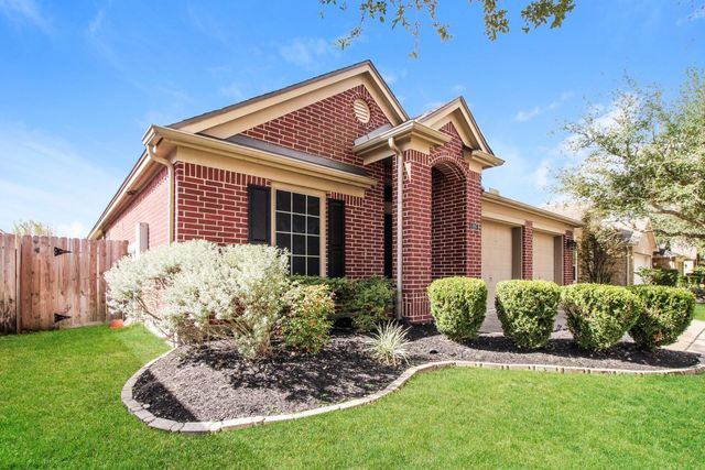 867 Sierra Brook Lane, League City, TX 77573