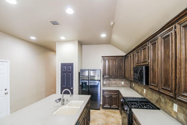 867 Sierra Brook Lane, League City, TX 77573