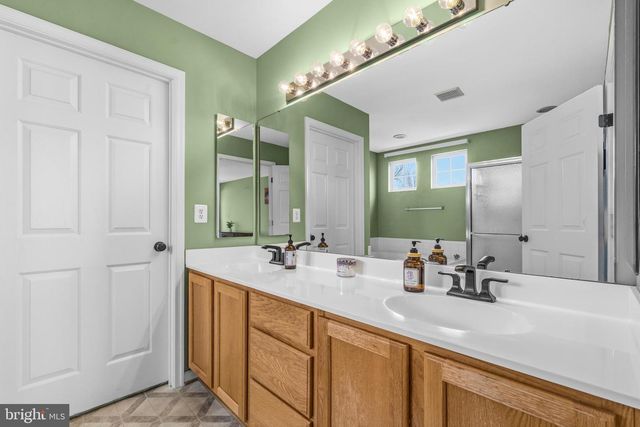 229 PARK GATE DR SE, Leesburg, VA 20175