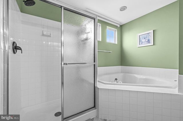 229 PARK GATE DR SE, Leesburg, VA 20175