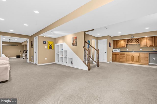 229 PARK GATE DR SE, Leesburg, VA 20175