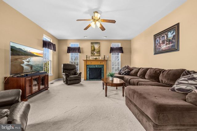 229 PARK GATE DR SE, Leesburg, VA 20175