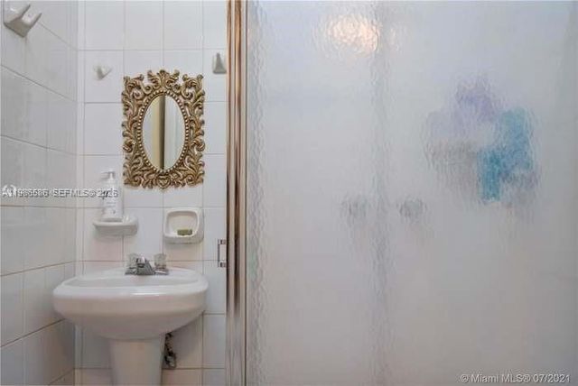 52 E 50th Place, Hialeah, FL 33013