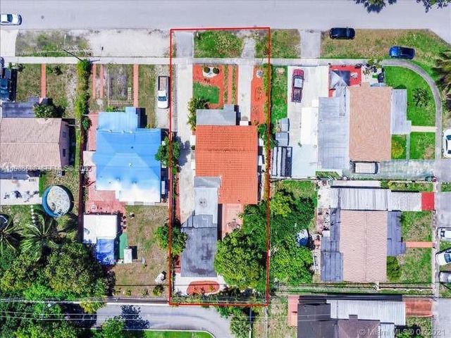 52 E 50th Place, Hialeah, FL 33013
