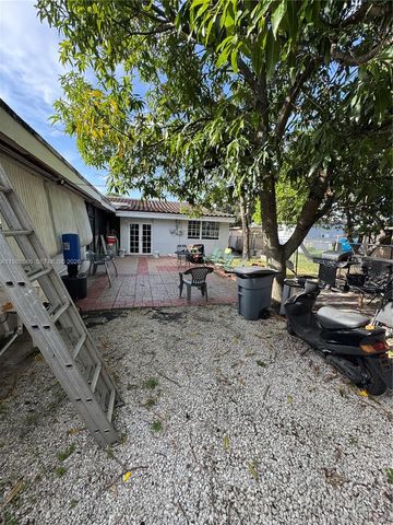 52 E 50th Place, Hialeah, FL 33013