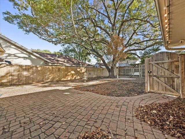 1427 Stagecoach Drive, Richardson, TX 75080