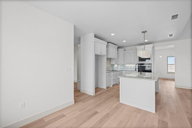 5421 County Road 6100, Lubbock, TX 79415