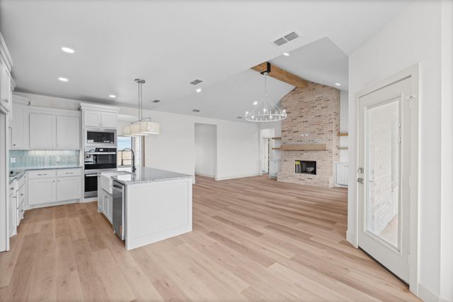 5421 County Road 6100, Lubbock, TX 79415