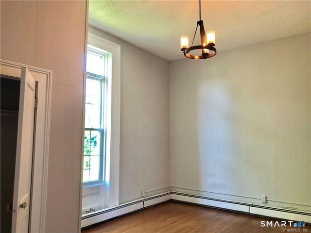 548 Chapel Street 1r, New Haven, CT 06511