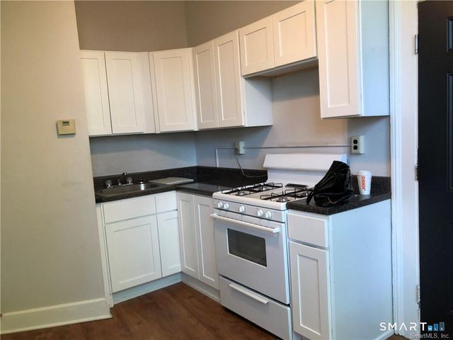 548 Chapel Street 1r, New Haven, CT 06511