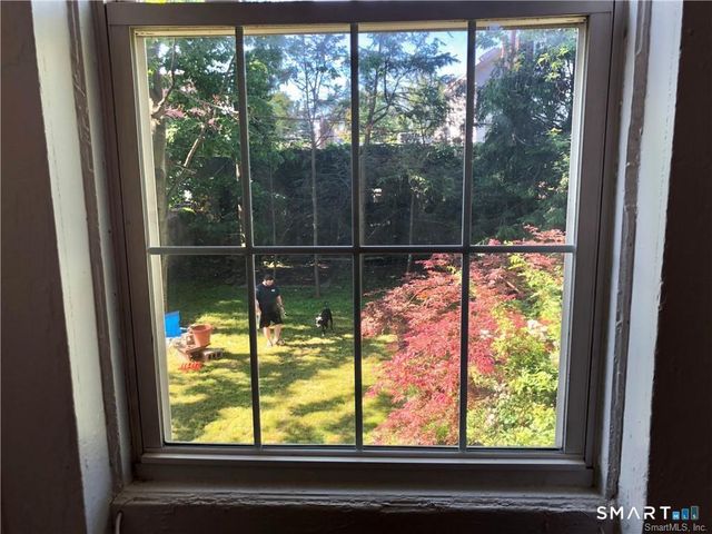 548 Chapel Street 1r, New Haven, CT 06511