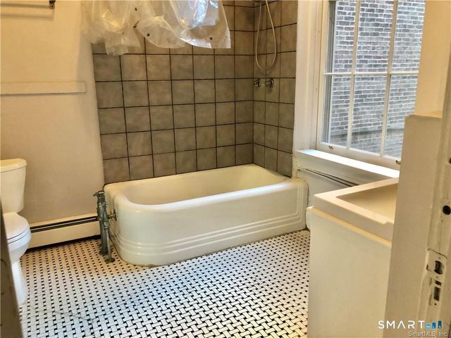 548 Chapel Street 1r, New Haven, CT 06511