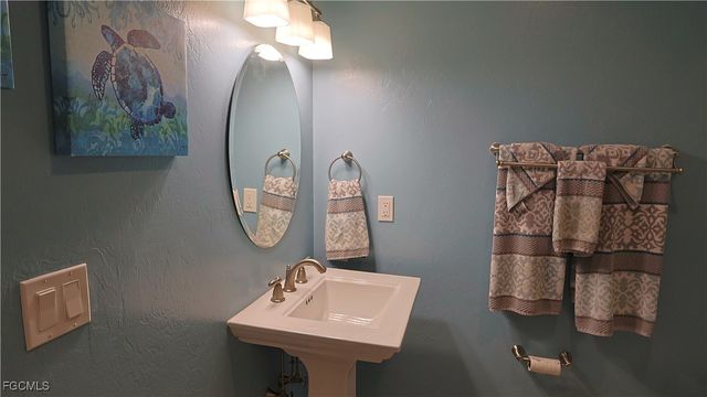 5688 Arvine CIR, Fort Myers, FL 33919