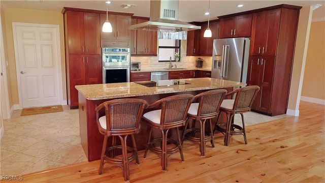 5688 Arvine CIR, Fort Myers, FL 33919