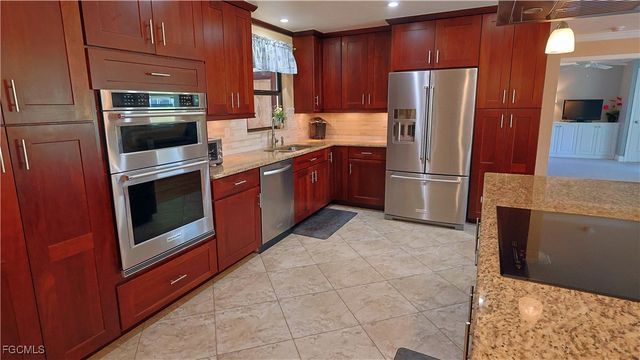 5688 Arvine CIR, Fort Myers, FL 33919