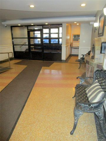 595 McLean Avenue 6A, Yonkers, NY 10705