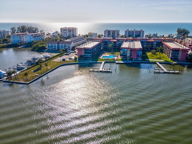 19701 GULF BOULEVARD 105, Indian Shores, FL 33785