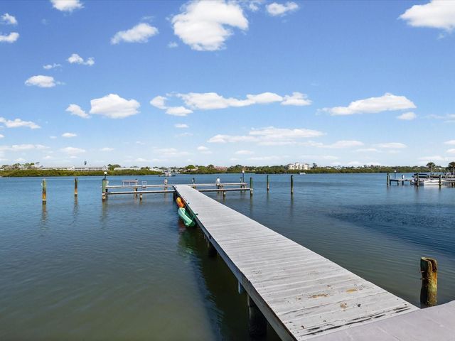 19701 GULF BOULEVARD 105, Indian Shores, FL 33785