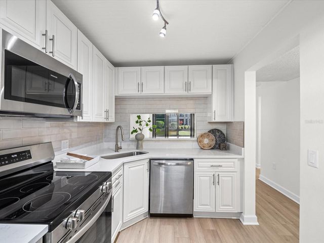 19701 GULF BOULEVARD 105, Indian Shores, FL 33785