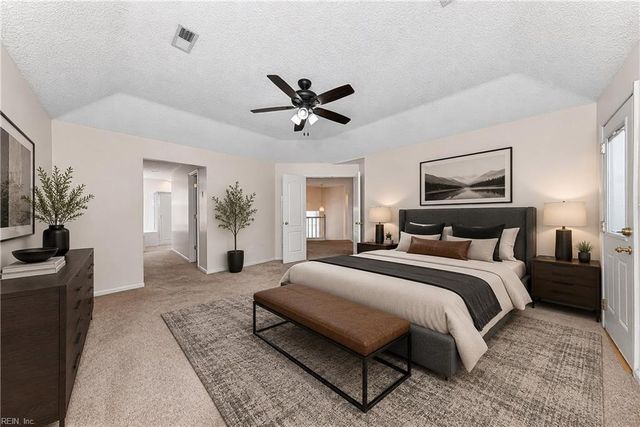 934 Nicklaus DR, Newport News, VA 23602