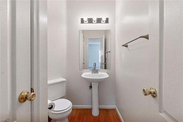934 Nicklaus DR, Newport News, VA 23602