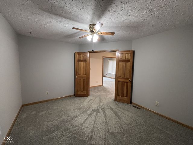 2856 Colony Lake East Drive, Plainfield, IN 46168