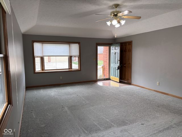 2856 Colony Lake East Drive, Plainfield, IN 46168