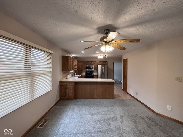 2856 Colony Lake East Drive, Plainfield, IN 46168